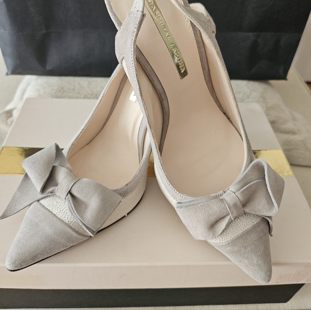Elegant Gray Women's Shoes with Bow by